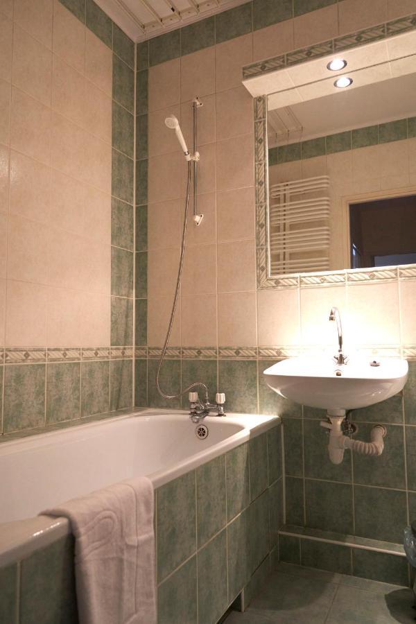 Apartament Sybirakow ビャウィストク エクステリア 写真